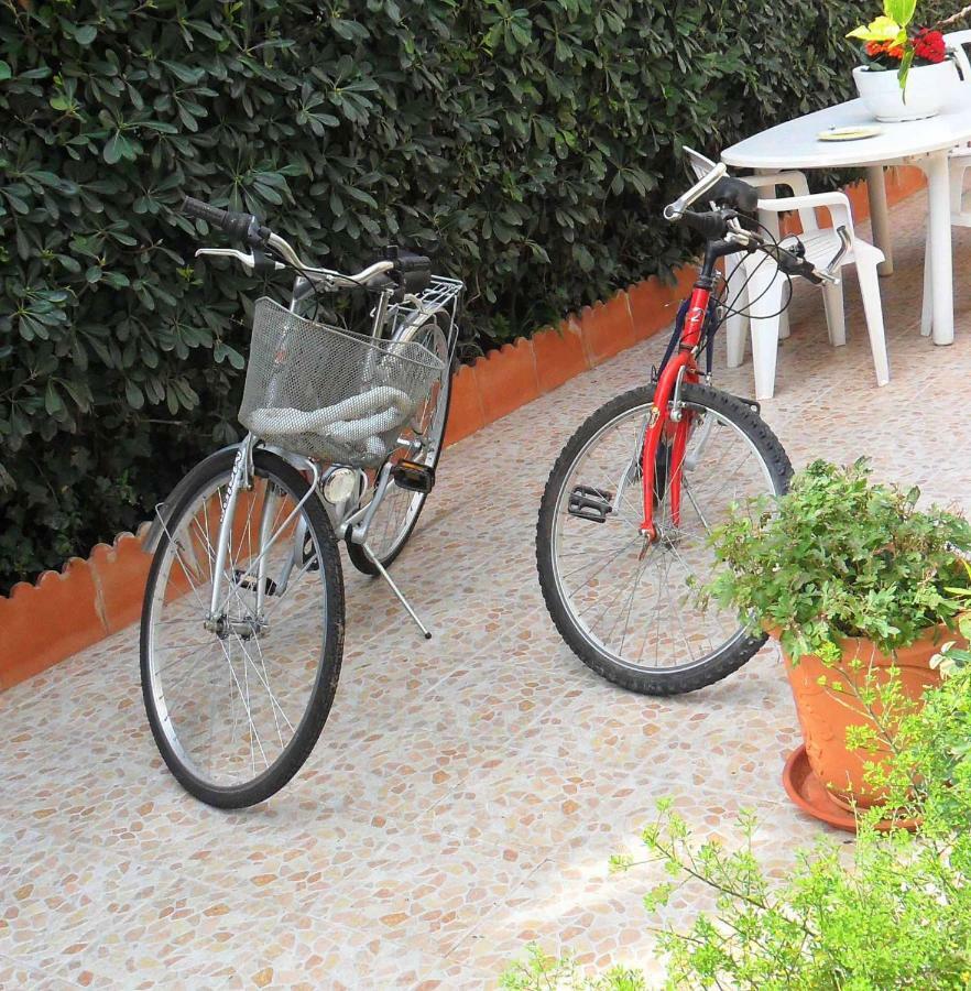 Il Giardino Di Laura Private Rooms 몬델로 외부 사진