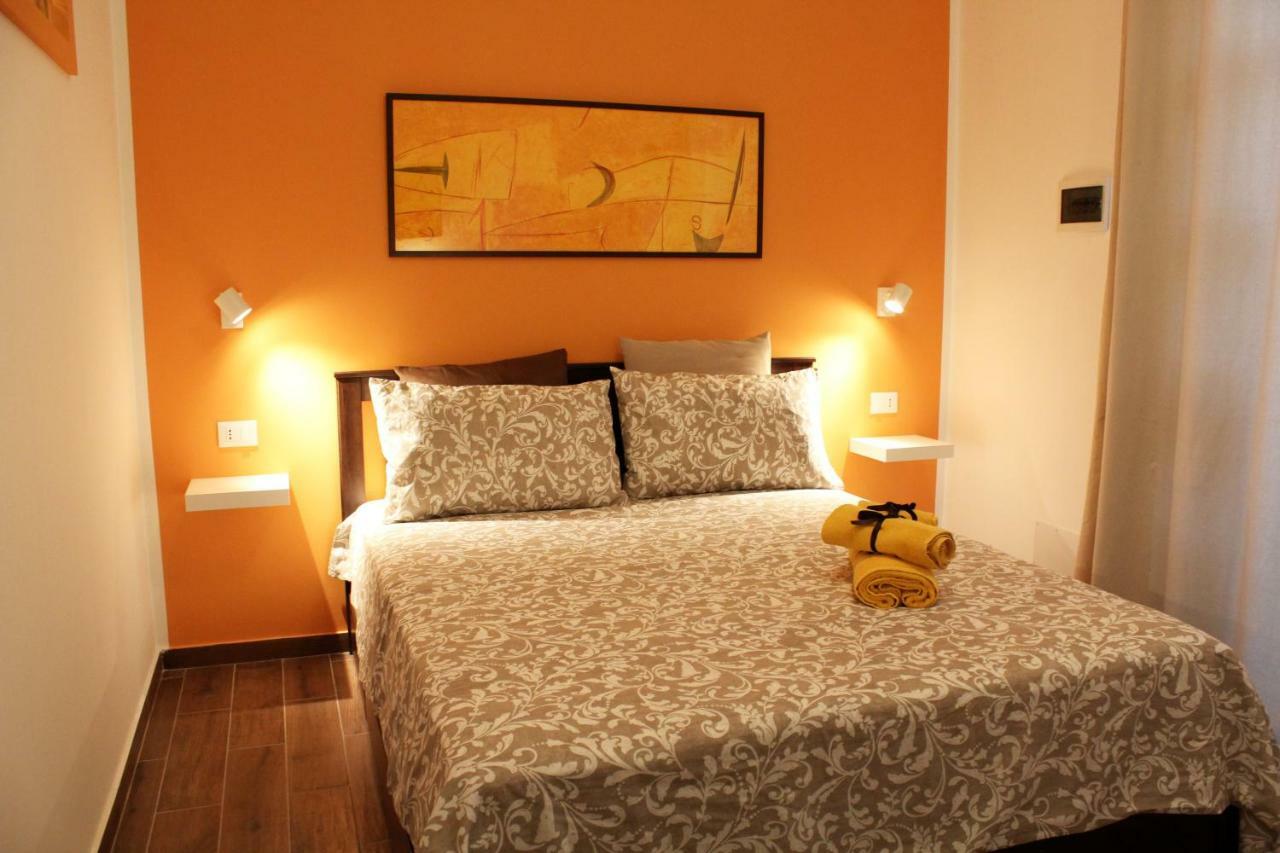 Il Giardino Di Laura Private Rooms 몬델로 외부 사진
