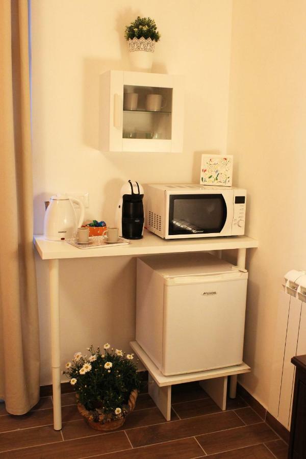 Il Giardino Di Laura Private Rooms 몬델로 외부 사진